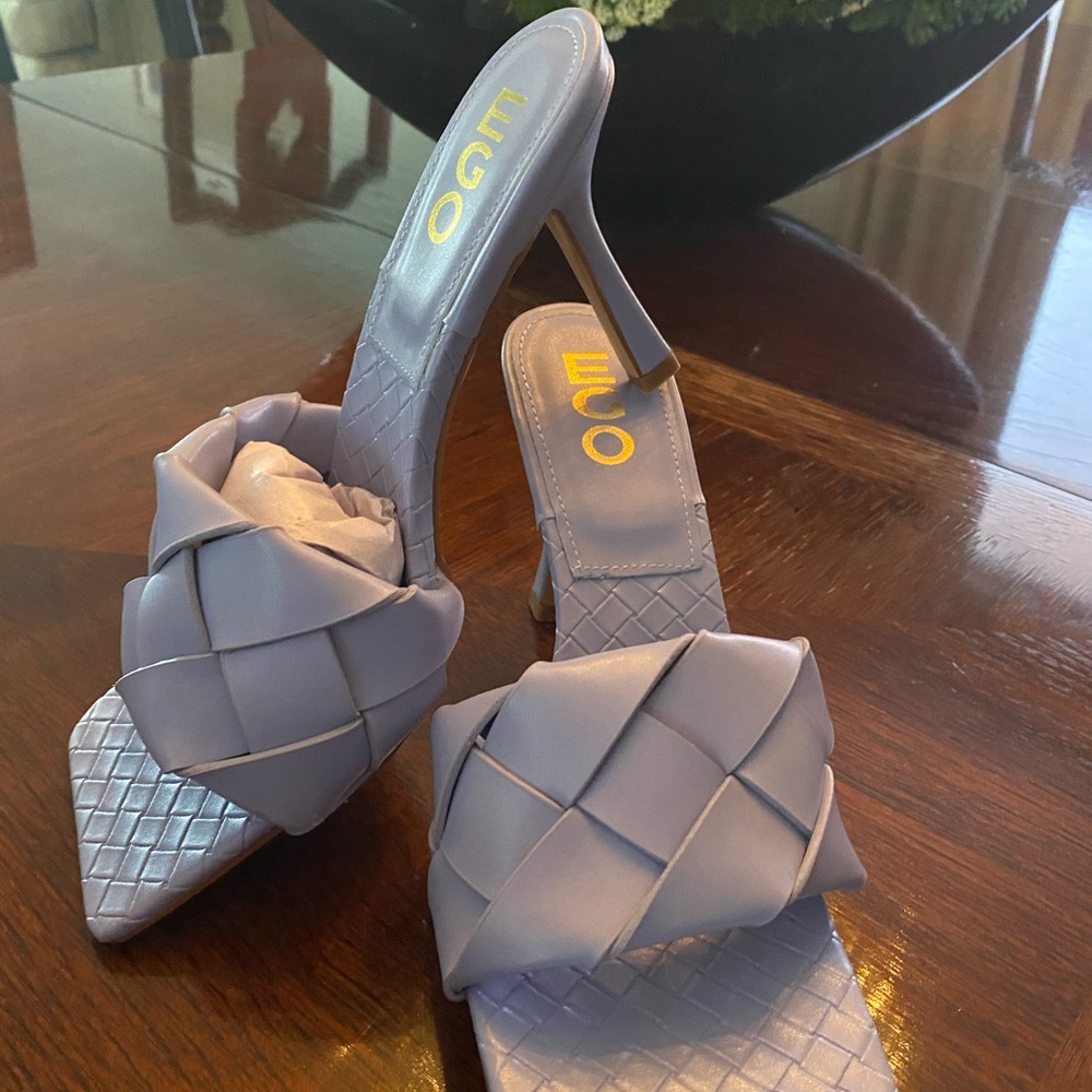 Mules/heels - Picture 2 of 3